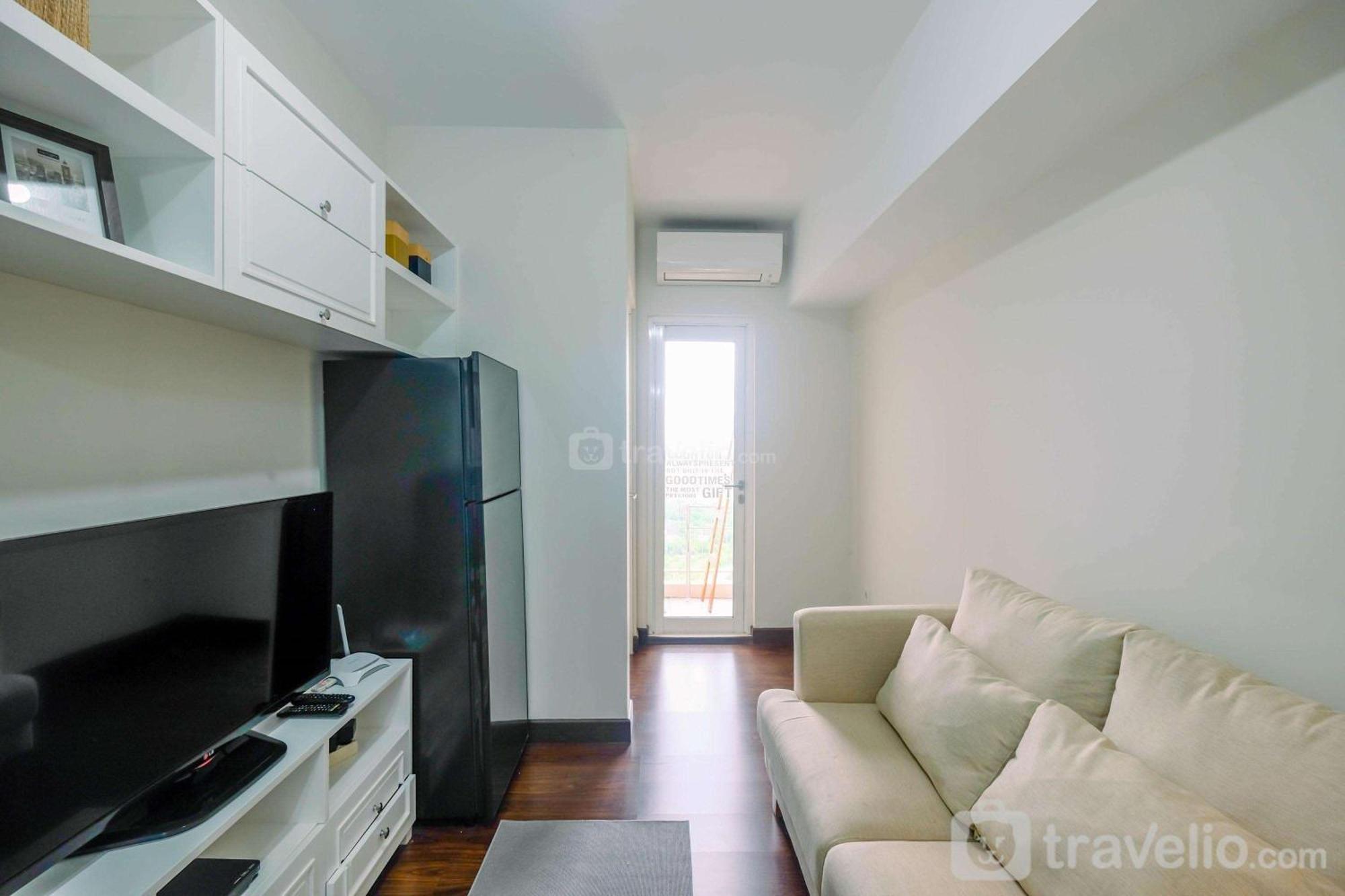 Apartemen Spacious And Modern 2br Springlake Summarecon By Travelio Bekasi