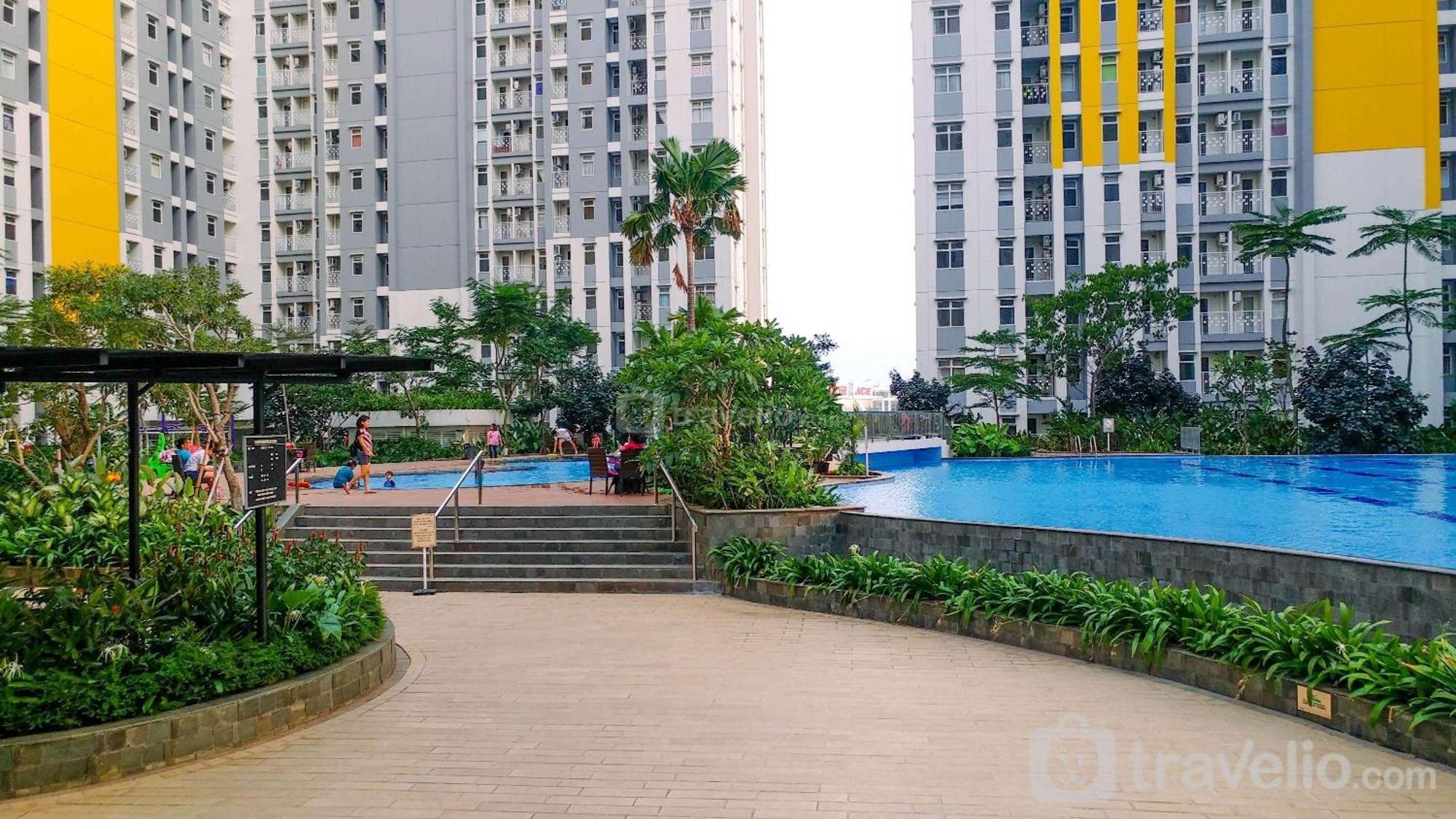 Spacious And Modern 2br Springlake Summarecon By Travelio *